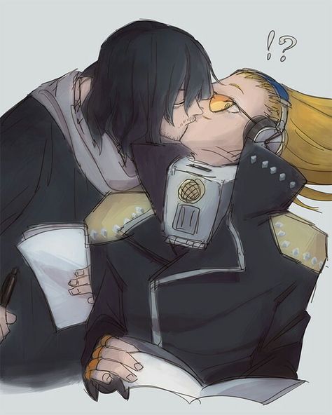 Erasermic Kiss, Present Mic, My Hero Academia Eraserhead, Shouta Aizawa, Bakugou Manga, Aizawa Shouta, My Hero Academia Memes, Buko No Hero Academia, Boku No Hero Academia Funny