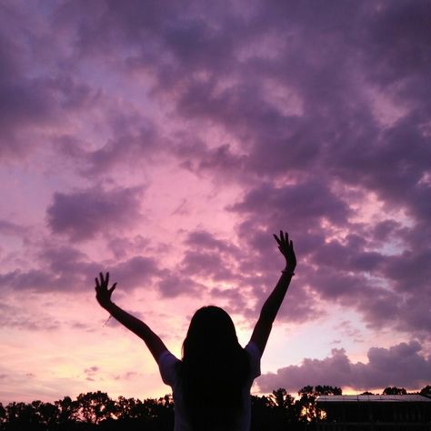 Goddess Wallpaper, Violet Sunset, Purple Sunset, Photo Ideas, Violet, Purple, Photography