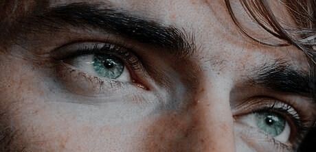 Rose Hathaway, Details Aesthetic, Character Inspiration Male, Handsome Guys, Male Eyes, Aesthetic Eyes, Book Inspiration, Character Aesthetic, Character Portraits