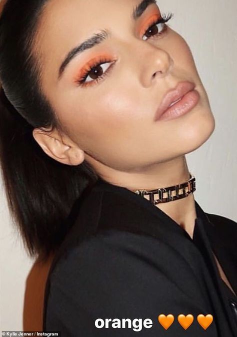 Kendall Jenner channels her inner pin-up in sexy '50s chic photo for her collab with Kylie Cosmetics | Daily Mail Online Hairstylist Branding, Kendall Jenner Makeup, Orange Eyeshadow, Jenner Makeup, Orange Makeup, Neon Makeup, Keeping Up With The Kardashians, Pink Eyeshadow, Make Up Looks