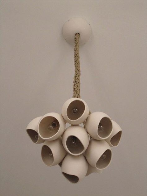 Farrah Sit ceramic lights Cool Hanging Lights, Diy Lampe, Cluster Lights, Suspended Lighting, Ceramic Light, Ceramic Pendant, Ceramic Tableware, Ceramic Lamp, Paper Clay