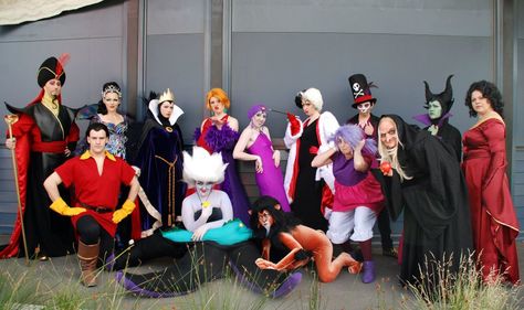 Disney villains Disney Villains Costumes Female, Disney Villians Costume Group, Disney Villain Costumes Group, Villian Costumes Ideas, Disney Villain Costume Diy, Villans Costumes, Disney Villians Costume, Disney Villains Costumes, Villians Party