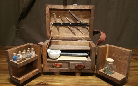 Witch Room, Apothecary Cabinet, Spice Cabinet, Desktop Organization, Tool Organization, Box Design, Apothecary, Wooden Boxes, Liquor Cabinet