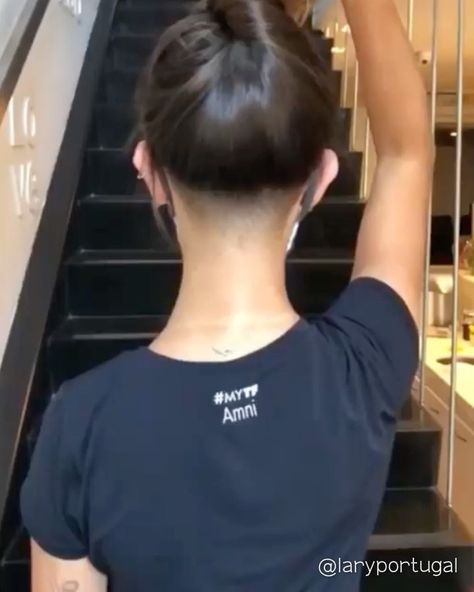 Shorn Nape on Instagram: “A pleasure to see you again @laryportugal 👏🏼🤩 cc @arthursartorio 💪🏼💈🥺 #shnvideo #shornnape #undercut #barberlife #barberlove #barberskills…” Small Undercut Women, Small Undercut Nape, Small Undercut, Shornnape Undercut, Nape Undercut, Undercut Hairstyles, Barber Life, See You Again, Undercut