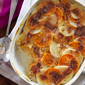 Potato and Butternut Squash Gratin from WomansDay.com #vegetables #dairy #myplate Best Butternut Squash Recipe, Squash Gratin, Turkey Gravy From Drippings, Butternut Squash Gratin, Savory Apple Recipes, Quick Chicken Recipes, Christmas Dinner Ideas, Xmas Dinner, Potato Gratin