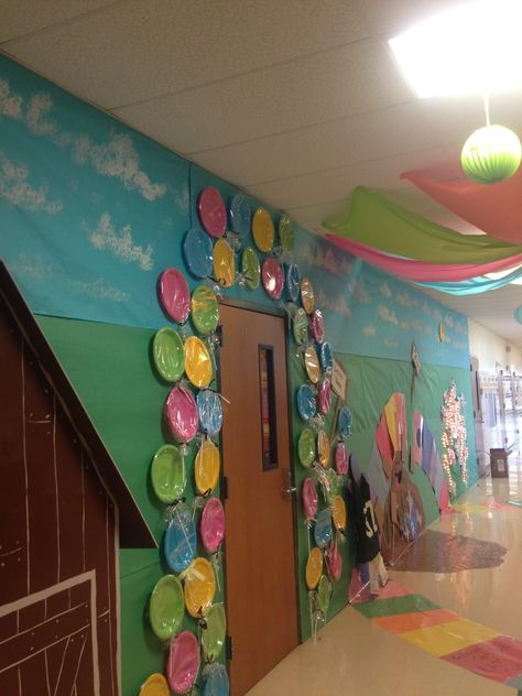 Lollipop woods, pepperment Forrest and crooked old peanut bridle house. Candyland homecoming hallway! Candy Land Reading Games, Candyland Lollipop Woods, Lollipop Forest Candyland, Candyland School Hallway, Candyland Room Transformation, Candyland Hallway Decorations, Candyland Hallway Theme, Candy Land Book Fair, Candyland School Theme