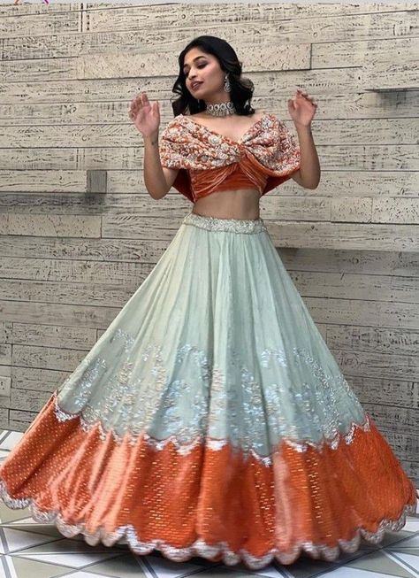 Function Dresses, Trendy Outfits Indian, Indian Outfits Lehenga, Wedding Lehenga Designs, Lehenga Designs Simple, Fashionable Saree Blouse Designs, Outfits Indian, Choli Designs, Dresses Traditional