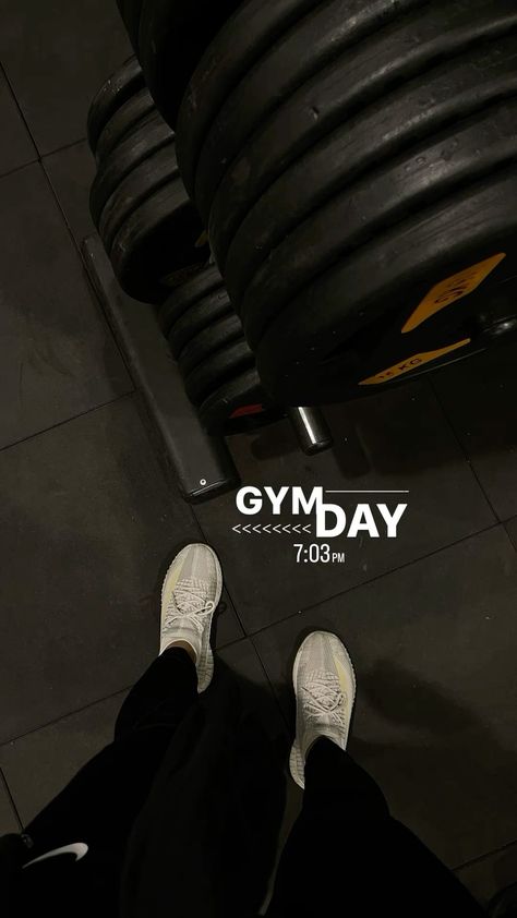 Gym Insta Photo Ideas Gym, Workout Content Ideas, Workout Posts Instagram, Insta Gym Story, Back To Gym Insta Story, Gym Content Ideas For Instagram, Gym Selfie Ideas, Gym Songs For Insta Stories, Gym Captions Instagram Story