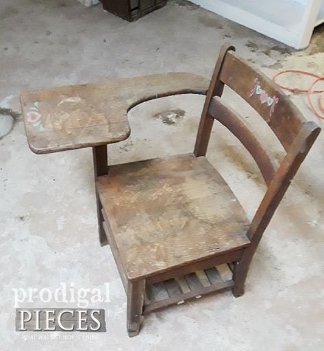 Wooden School Desk, School Desk Makeover, Old School Desks, Vintage School Desk, Old Plates, Old Desks, School Chairs, School Desk, Desk Makeover