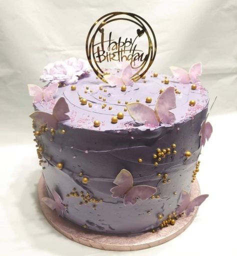 Cake Designs For 14th Birthday Girl, Cake Kupu Kupu, Cakes For Girls Birthday Aesthetic, Disney Cakes For Adults, Kue Disney, 18th Birthday Cake For Girls, Cake Designs For Girl, 14th Birthday Cakes, 15th Birthday Cakes