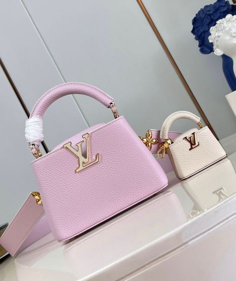 Lv Capucines Mini, Lv Capucines, Capucines Mini, Mini Pink, Italian Style, Luggage Bags, Louis Vuitton Bag, Bag Lady, Louis Vuitton