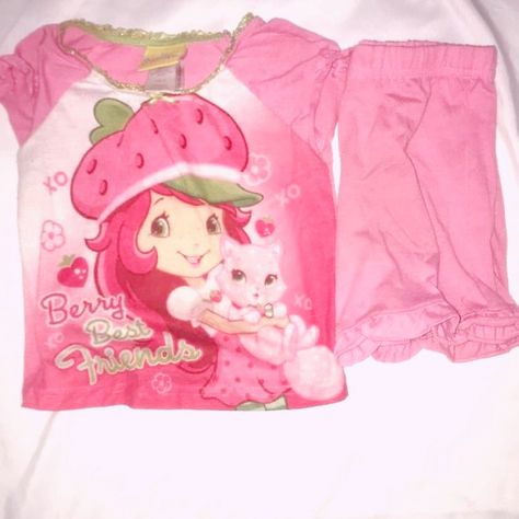 2000s Nostalgia Clothes, Childhood Outfits, Nostalgic Outfits, 2000s Princess, Childhood Nostalgia Aesthetic, Childhood Clothes, 2000s Baby, Childhood Aesthetic, Nostalgia 2000s