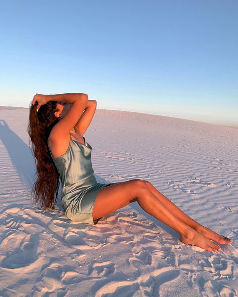 White Sands New Mexico Photoshoot, White Sands Photoshoot, Sand Photoshoot, White Sands New Mexico, Sand Pictures, White Sands National Monument, Beach Shoot, Insta Feed, White Sand Beach