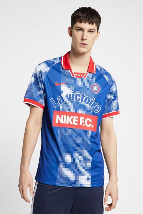 Nike F.C. Debuts "La Victoire" Football Kits Nike Mens Clothing, Nike Fc, World Cup Jerseys, Shirt Nike, Mens Home, Sport Dress, Football Kits, Soccer Jersey, Red Fashion