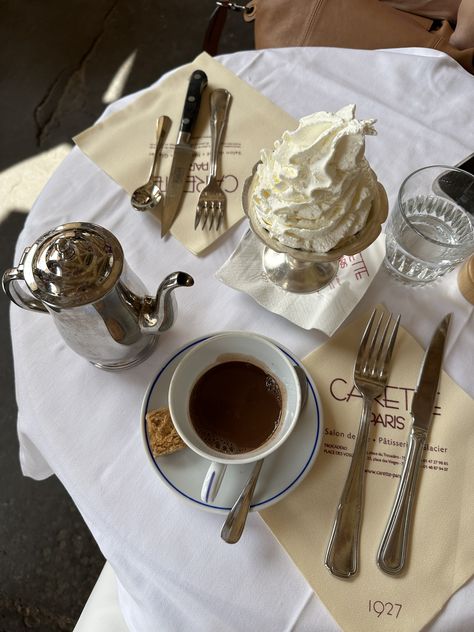 carette cafe in paris, famous for their hot chocolate and cream Carette Paris, Café Aesthetic, Cafe In Paris, Paris February, Cafe Idea, Europe 2024, Paris Food, French Coffee, French Cafe