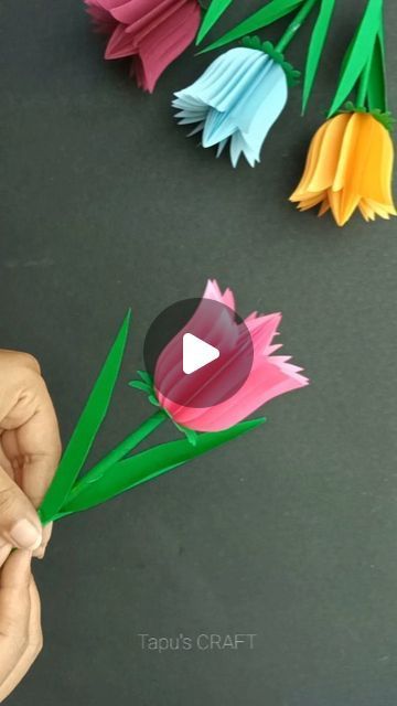 Paper Marigolds, Flowers From Paper, Paper Peonies Tutorial, Gift Template, Paper Flower Wall Art, Winter Crafts Preschool, Recycled Paper Crafts, Flower Projects, Printable Boxes