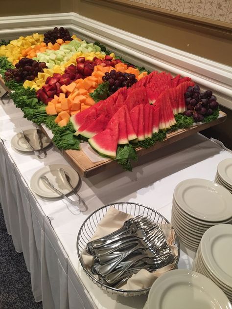 Wedding Fruit Platter Ideas, Fruit And Salad Bar Wedding, Fruit And Cheese Platter Wedding, Wedding Fruit And Veggie Display, Fruit Table Decorations Party Ideas, Catering Fruit Display, Fruit Station Wedding, Fruit Stand Party, Fruit Arrangements For Weddings