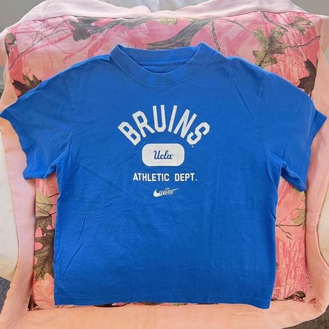 ucla bruins nike t shirt 🩷🪽🏈💫✨ ～(^з^)-♡࿎

brand:... - Depop Ucla Bruins, Nike T, Nike Tshirt, Nike Women, Casual Shirts, Bundles, Angeles, Womens Tops, Football