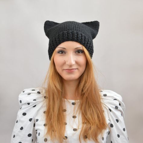 Love this cat ear beanie! https://www.etsy.com/listing/206623526/black-cat-hat-knit-cat-ear-hat-or-cat Cat Hats Knitted, Cat Ear Hat, Easy Sweater Knitting Patterns, Crochet Baby Cap, Knit Cat, Cat Ear Beanie, Crazy Cat Lady Gifts, Ear Beanie, Cat Ears Hat