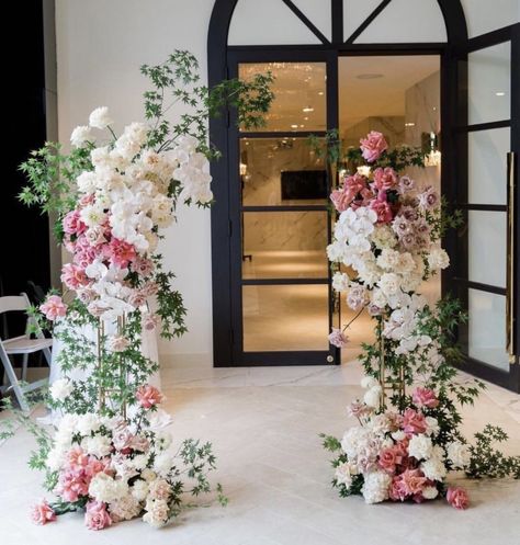 Ceremony Floral Installation, Free Standing Floral Installation, Wedding Flower Tower, Flower Towers Wedding, November Wedding Florals, Flower Pillars Wedding, Floral Pillars Wedding, Pink Flower Arch, Stargazer Lily Wedding