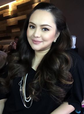 Ms. Angelika Dela Cruz 💕 Hair & Makeup by Miko Dacanay ‪#‎makeupbymikodacanay‬ using Glambox airbrush cosmetics Hair using Lynelle Hair extensions Actors & Actresses, Hair Extensions, Long Hair, Hair Makeup, Hair Color, Actresses, Long Hair Styles, Actors, Makeup