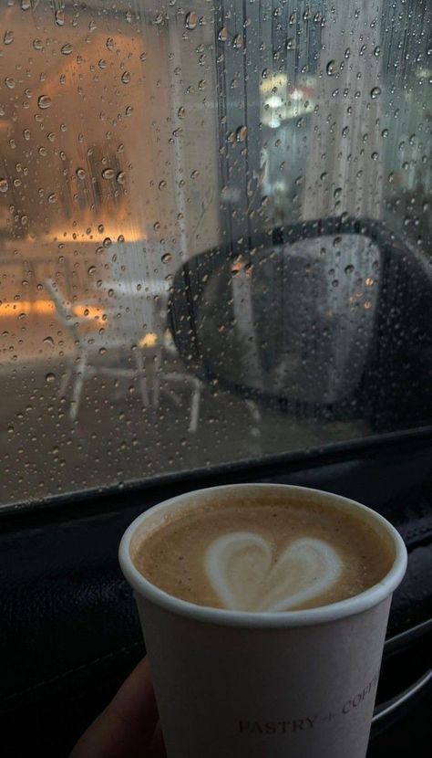 Hair Keratin Logo, Rainy Window, Pic Candle, Rainy Day Aesthetic, Rain Wallpapers, Frases Instagram, Rainy Morning, Cute Mobile Wallpapers, Henna Tattoo Designs Simple