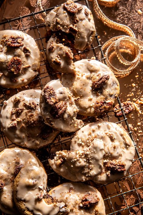 Frosted Butter Pecan Cookies | halfbakedharvest.com Pecan Bites, Christmas Cookie Boxes, Tasty Sweets, Half Baked Harvest Recipes, Maple Cookies, Pumpkin Sugar Cookies, Butter Pecan Cookies, Cake Video, Holiday Sweets