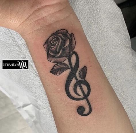 Tattoos To Honor Mom, Rose Flower Tattoo, Full Hand Tattoo, Arm Sleeve Tattoos For Women, Cowgirl Tattoos, Hand And Finger Tattoos, Music Tattoo Designs, Tattoos For Black Skin, Pretty Tattoos For Women