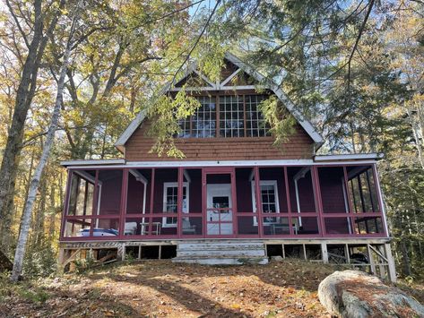 Circa 1930 Maine Waterfront Cottage For Sale W/Dock on 2.2 Acres $825,000 - Country Life Dreams Maine Homes, Propane Fireplace, Life Dreams, Lake Houses, High Ground, Waterfront Cottage, Higher Ground, Screened In Porch, The Cottage