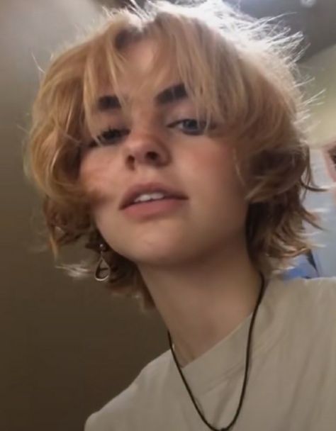 Hadley Nelson, Ftm Haircuts, Short Grunge Hair, Shot Hair Styles, Dye My Hair, Anime Hair, Cut My Hair, Grunge Hair, Dream Hair