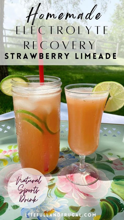 Electrolight Drink, Diy Electrolyte Drink Recipes, Electrolyte Water Recipe, Electrolyte Recipes, Homemade Electrolyte Drink Recipes, Homemade Electrolytes, Healthy Elixirs, Healthy Drink Ideas, Diy Electrolyte Drink