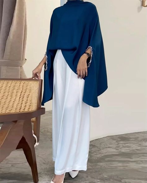 Poncho With Skirt Outfit, Fashion Week Dresses, Easy Clothing, Kaftan Designs, Muslim Style, Beaded Skirt, Hijabi Outfits Casual, Modesty Fashion, Muslim Fashion Dress