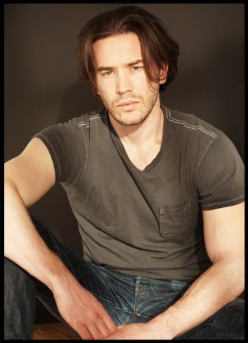 Tom Pelphrey Tom Pelphrey, Antony Starr, Favorite Tv Characters, Soap Opera Stars, Hello Handsome, Guiding Light, Gary Oldman, Image Bank, Solo Pics