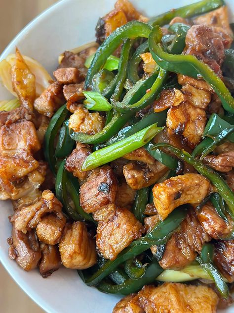 Chinese Pork Belly Stir Fry with Vegetables (Low Carb) Pork Belly Stir Fry, Low Carb Chinese, Chinese Pork Belly, Stir Fry With Vegetables, Pork Stir Fry Recipes, Pork Belly Slices, Chinese Pork, Pork Belly Recipes, Authentic Chinese Recipes