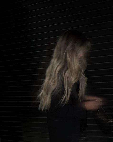 Werewolf Aesthetic, Breakup Picture, Dark Feminine Aesthetic, Beauty Parlor, Dark Blonde, Feminine Aesthetic, Hair Photo, Couple Outfits, Character Aesthetic