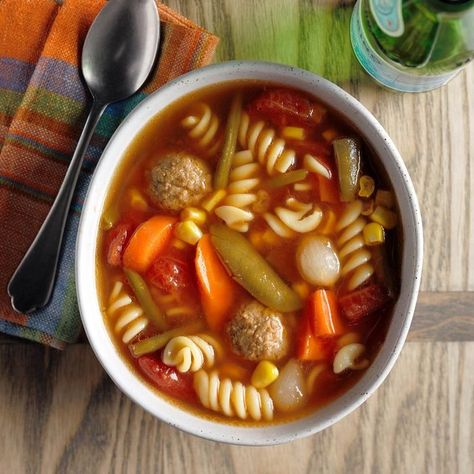 Sweet Meatballs, Frozen Meatball Recipes, Veggie Meatballs, Meatball Soup Recipes, Homemade Soup Recipe, Meatball Soup, Best Soup Recipes, Frozen Meatballs, Savory Soups