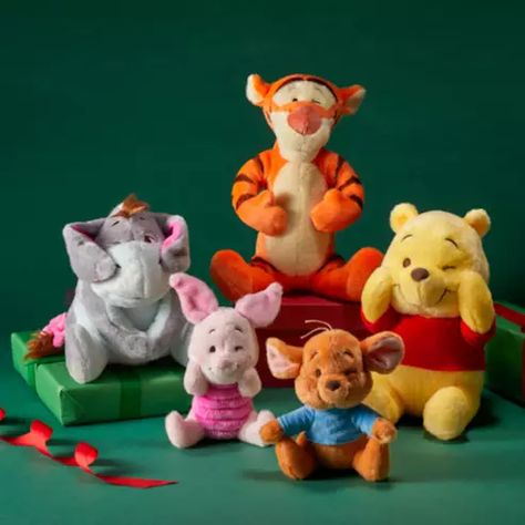 Winnie the Pooh Plush Gift Set Pooh Plush, Winnie The Pooh Plush, Cute Winnie The Pooh, Teddy Bear Pictures, Disney Plush, Pooh Bear, Disney Winnie The Pooh, Baby Disney, Gift Decorations