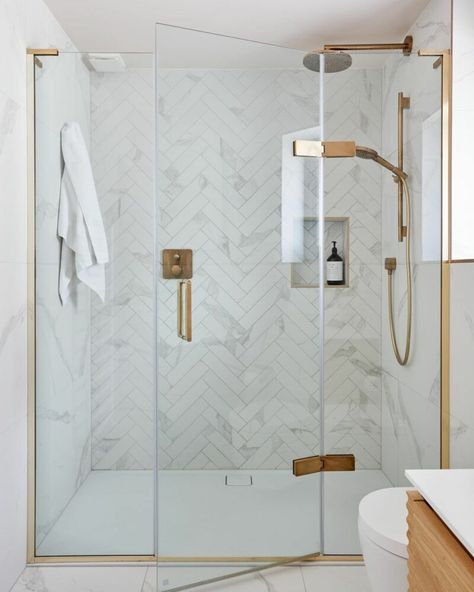 Herringbone Bathroom Tile Ideas - 21 ways to work the statement tile trend - Atlas Ceramics Herringbone Bathroom Tile, Herringbone Bathroom, Herringbone Tile Bathroom, Herringbone Shower, Statement Tiles, Herringbone Wall, Small Bathroom With Shower, Quadrant Shower Enclosures, Bathroom Showrooms