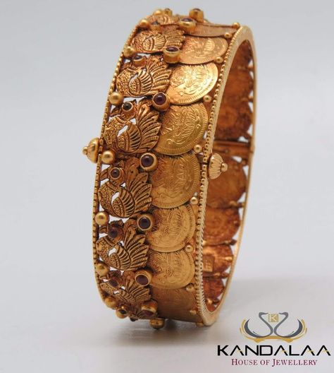 Photo - Google Photos Gold Kasula Bangles, Kaasu Design Bangles Gold, Coin Bangles Gold Indian, Rajwadi Gold Kangan, Antique Bangles Design, Gold Antique Bangles, Antique Gold Bangles Design, Antique Gold Kada, Indian Bangle Bracelets