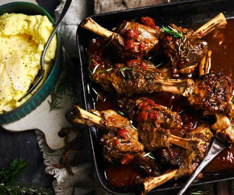 Tomato-braised lamb shanks with creamy polenta Mediterranean Lamb, Lamb Shanks Slow Cooker, Easy Oven Recipes, Lamb Shank Recipe, Slow Roast Lamb, Braised Lamb Shanks, Slow Cooker Lamb, Lamb Shank, Polenta Recipes