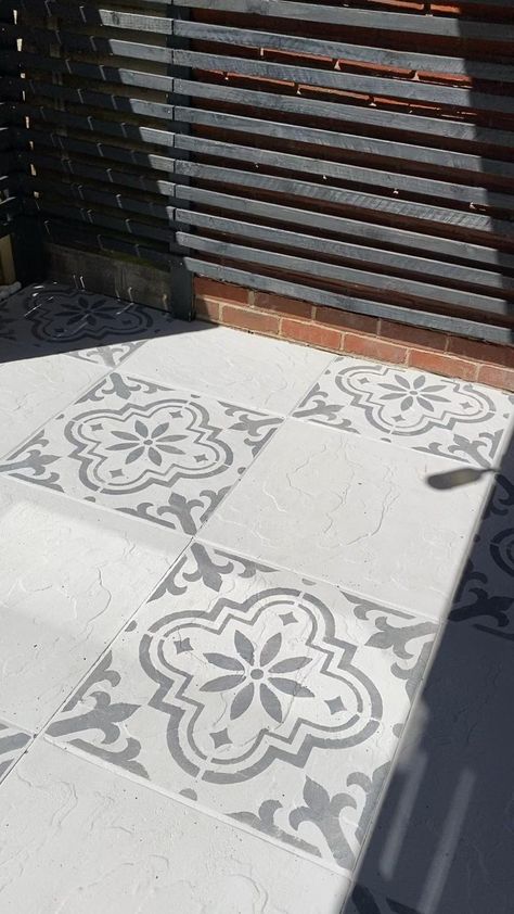 Patio Tile Stencil, Painted Patio Pavers Ideas, Painted Concrete Slabs Outdoor, Stencil Concrete Pavers, Paint Outdoor Tiles, Painting Outdoor Tiles Patio, Patio Floor Stencil Ideas, Outdoor Tile Paint, Paint Patio Tiles