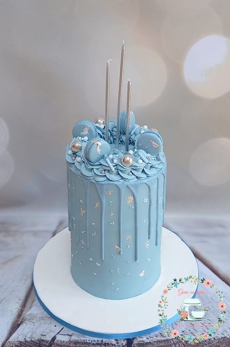 3 Pound Cake Design, Light Blue Cake Birthday, Blue And Silver Birthday Cake, Birthday Pastries, Light Blue Cake, Blue Drip Cake, Apple Cake Pops, 14th Birthday Cakes, Buttercream Cake Designs