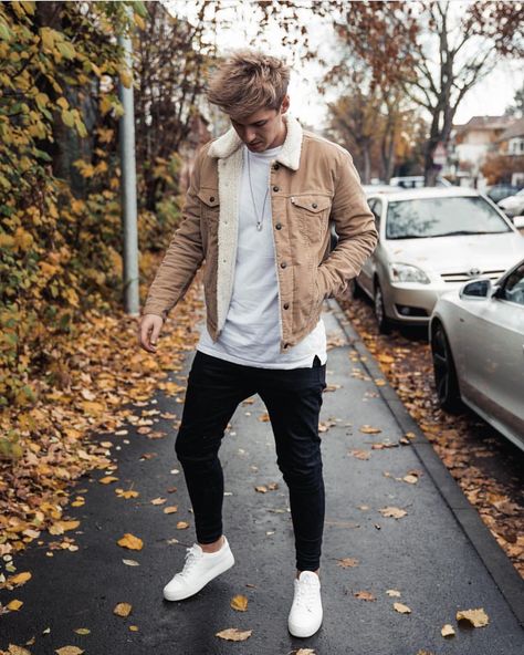 Instagram Dope Style, Trendy Mens Fashion, Hipster Man, Best Mens Fashion, Mens Style Guide, Winter Outfits Men, Mens Fashion Casual Outfits, Stylish Mens Outfits, Dope Fashion