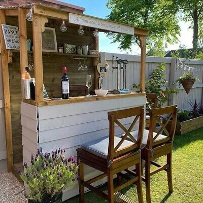 Diy Garden Bar, Hot Tub Shelters, Outside Bars, Pallet Bar, Indoor Bar, Home Pub, Corner Garden, Large Garden, Diy Bar