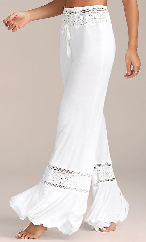 High Waisted Lace Insert Wide Leg Pants If you want to see more,follow me: 👑Pinterest:Style Life Como Fazer Short, High Waisted Palazzo Pants, Salwar Pants, Trousers White, Salwar Designs, Palazzo Trousers, Salwar Kamiz, White Trousers, Pants White