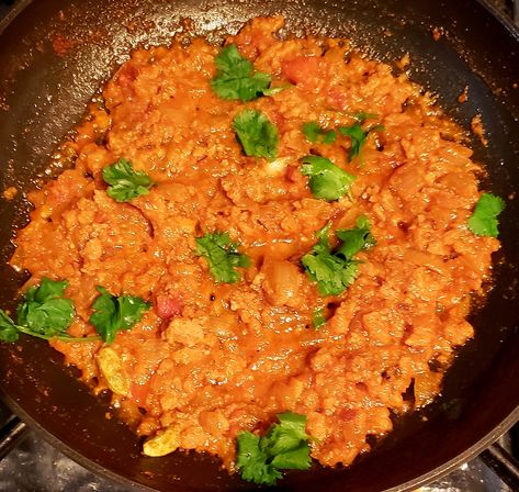 Soya Granules Curry/Soya Kheema Curry Beef Stew With Beer, Cooking Tomatoes, Vegetarian Indian, Beef Stew Recipe, Chicken Livers, Indian Food Recipes Vegetarian, Beef Stew, Garam Masala, Turkey Recipes