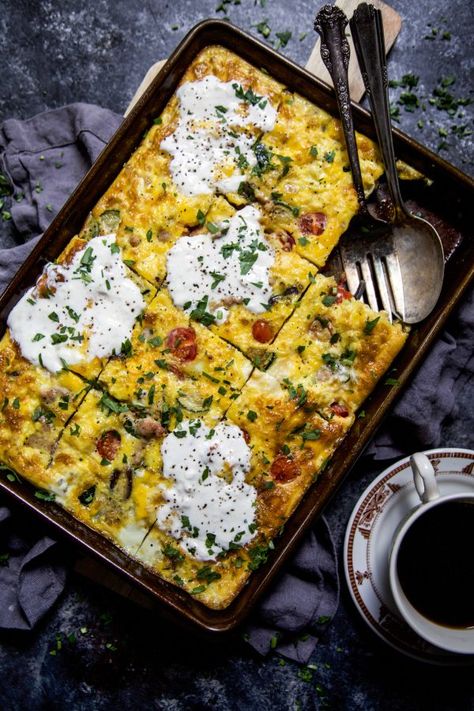 Fritata Recipe, Pan Recipes, Grilled Corn, Sheet Pan Recipes, Hearty Breakfast, Breakfast Dishes, Daily Meals, Fun Food, Healthy Meal Prep