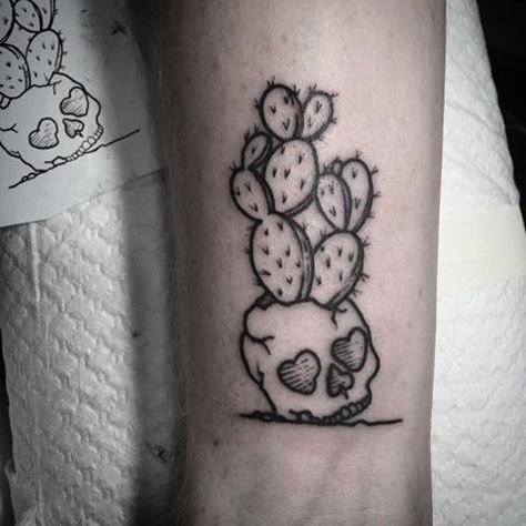 Tattoos Meaning Strength, Desert Tattoo, Traditional Tattoo Designs, Cactus Tattoo, Western Tattoos, Floral Tattoo Sleeve, Tattoo Portfolio, Thigh Tattoos Women, Minimalist Tattoos