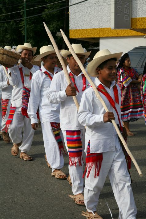 Oxacana Mexico, Mexican Traditional Clothing, Mexican Clothing, Mexico History, Mexican Outfit, South Of The Border, Mexican American, Mexican Culture, Mexican Art