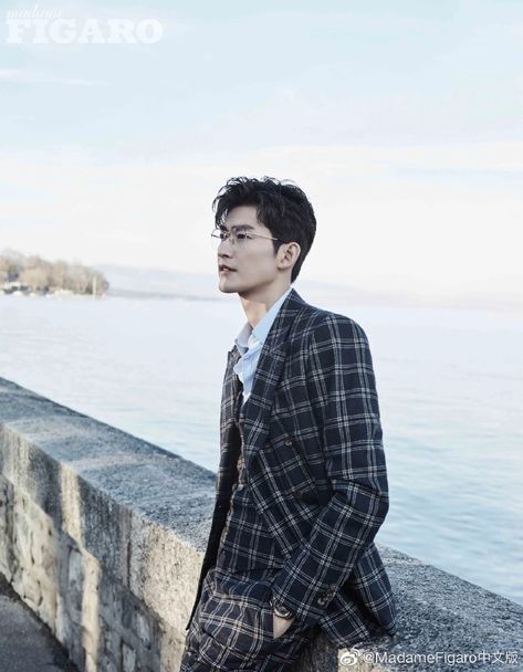 China Entertainment News: Zhang Han Hans Zhang, Zhang Han, Chinese Men, Chinese Man, Photography 101, Poses For Photos, Drama Movies, Entertainment Industry, Entertainment News